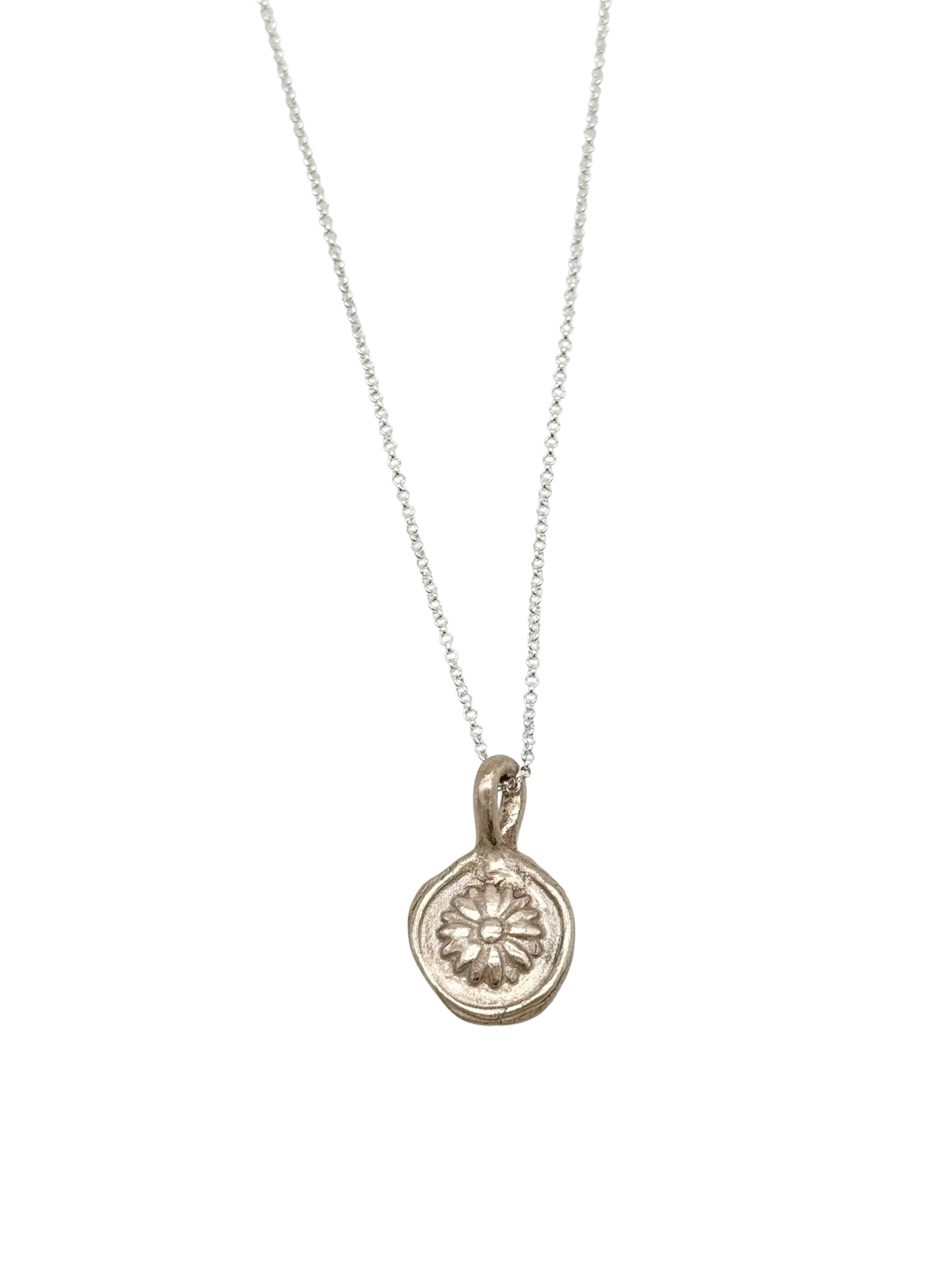 Petalo Necklace