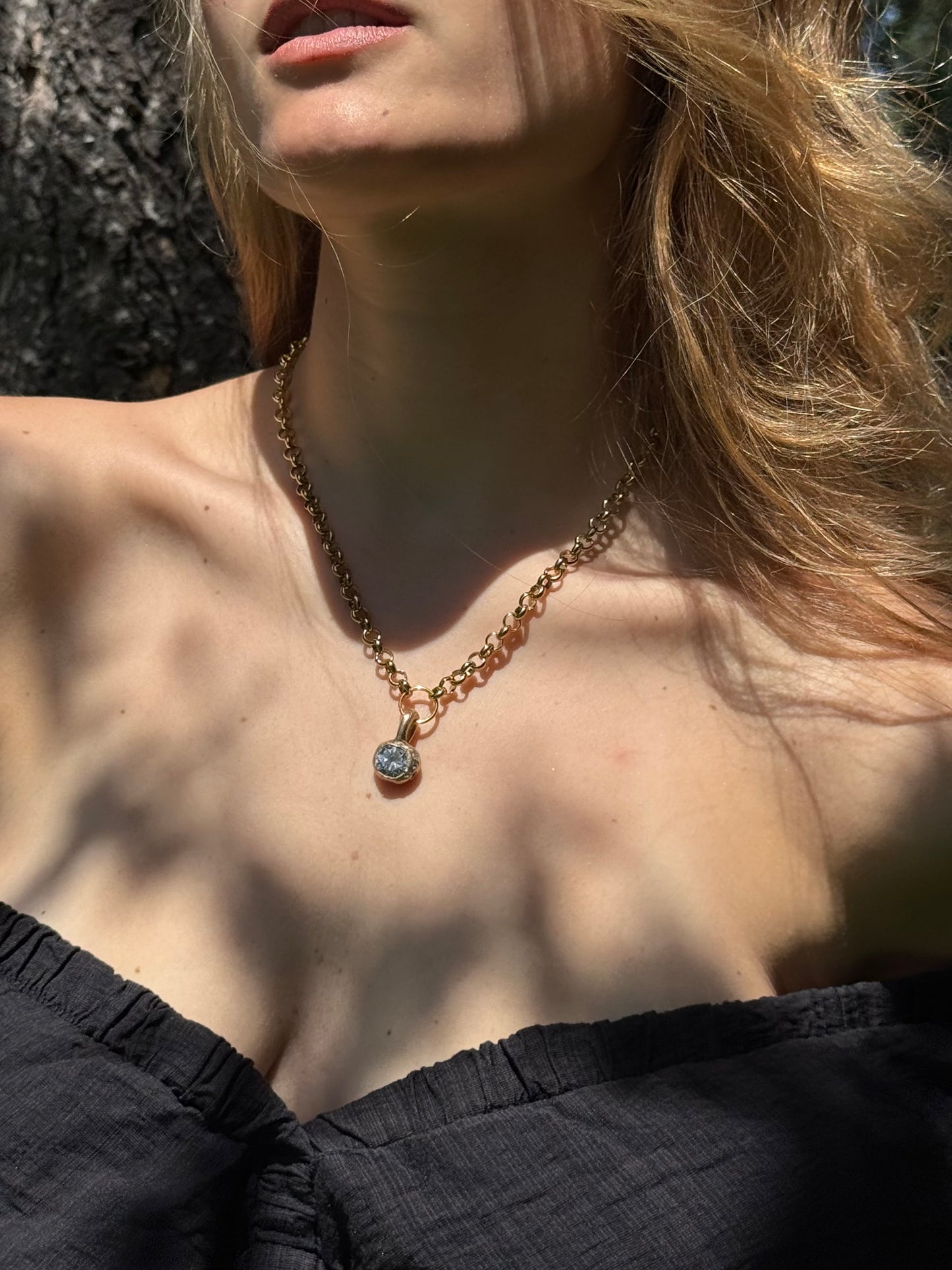 Luz Necklace