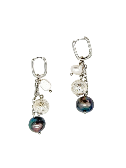 Humo Earrings